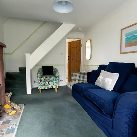 Little Blue House - With Seaview Near The District National Park Tatil Evi St Bees