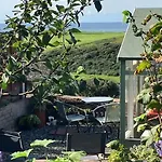 Little Blue House - With Seaview Near The District National Park סנט ביז