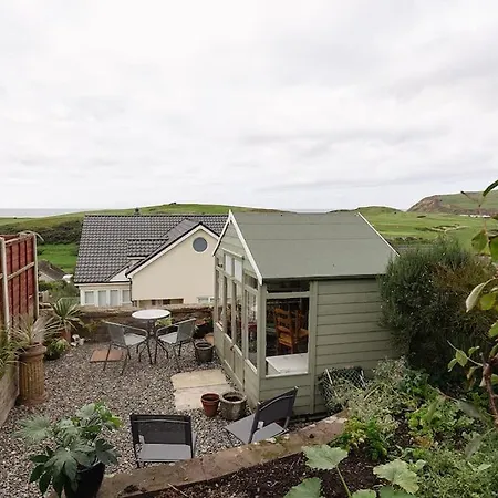 Little Blue House - With Seaview Near The District National Park St Bees