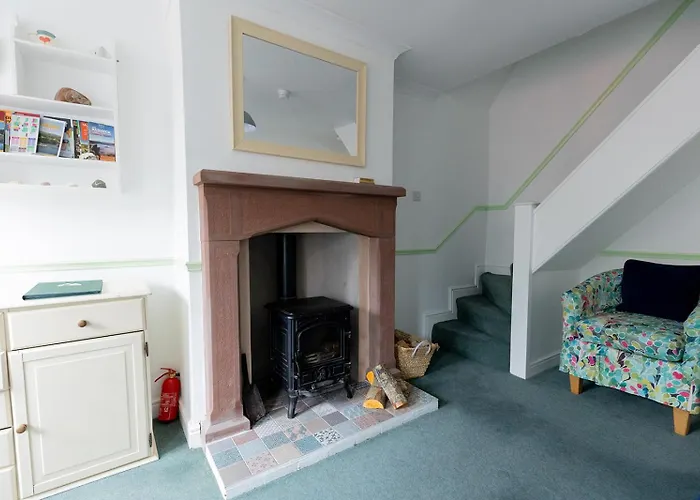 Little Blue House - With Seaview Near The District National Park Nyaraló *