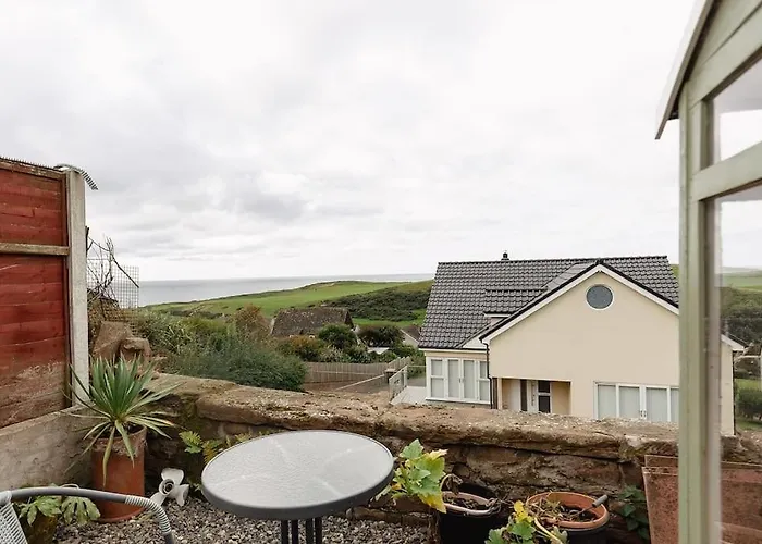 Little Blue House - With Seaview Near The District National Park * St Bees