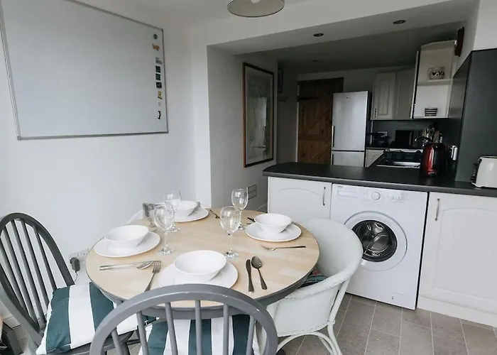 Nyaraló Little Blue House - With Seaview Near The District National Park *