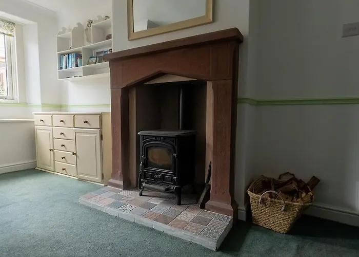 Little Blue House - With Seaview Near The District National Park * St Bees