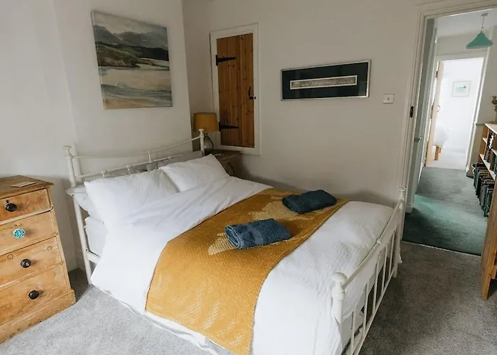Little Blue House - With Seaview Near The District National Park Nyaraló St Bees