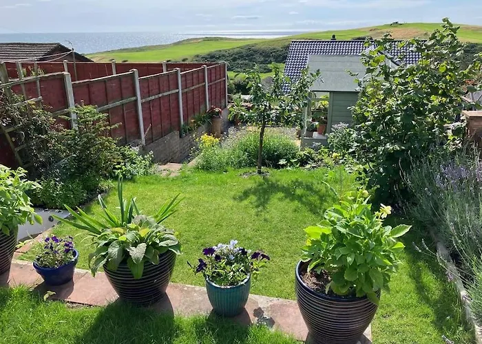 Little Blue House - With Seaview Near The District National Park Nyaraló